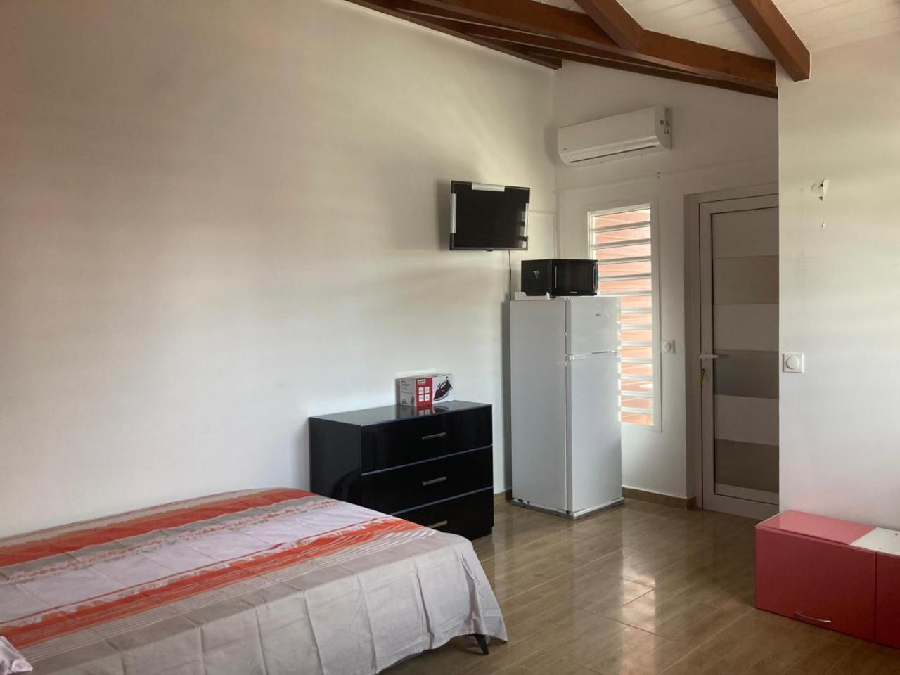 Residence L Oiseau Des Iles Grand-Bourg  المظهر الخارجي الصورة